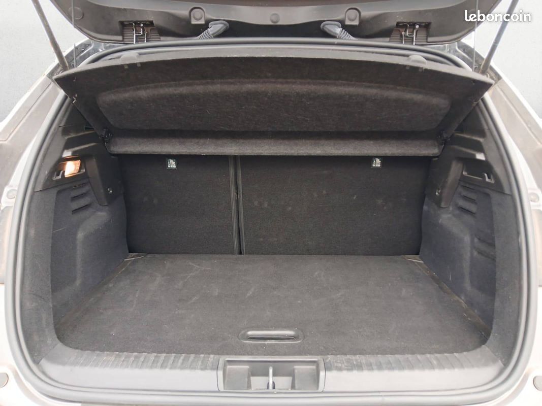 RENAULT Captur E-Tech full hybrid 145 ch Techno (image 12)