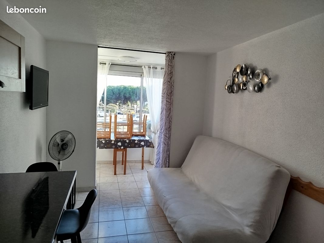 T2 au Cap d'agde avec piscine et parking (image 4)