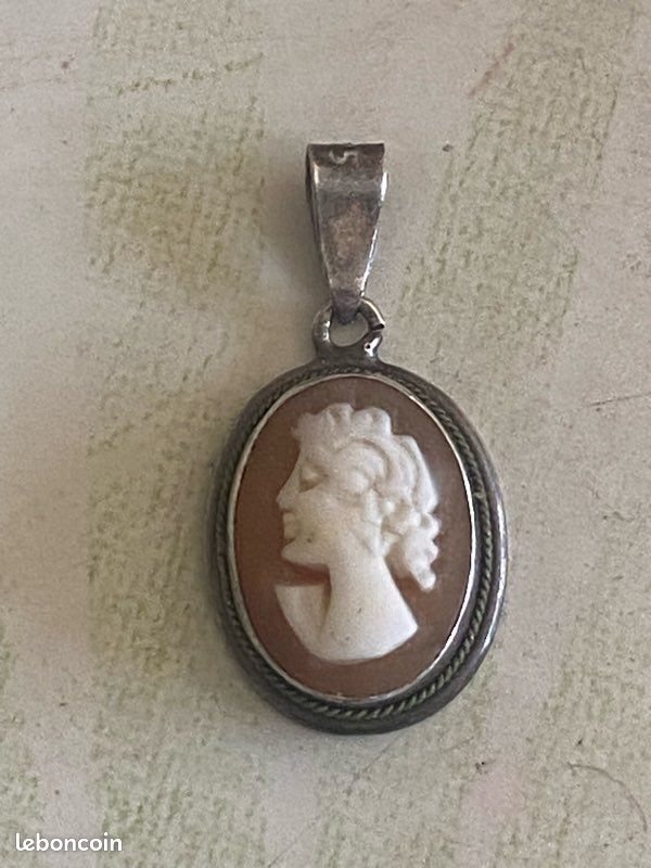 Pendentif Préhnite – Guérison et Intuition | Perle Jade