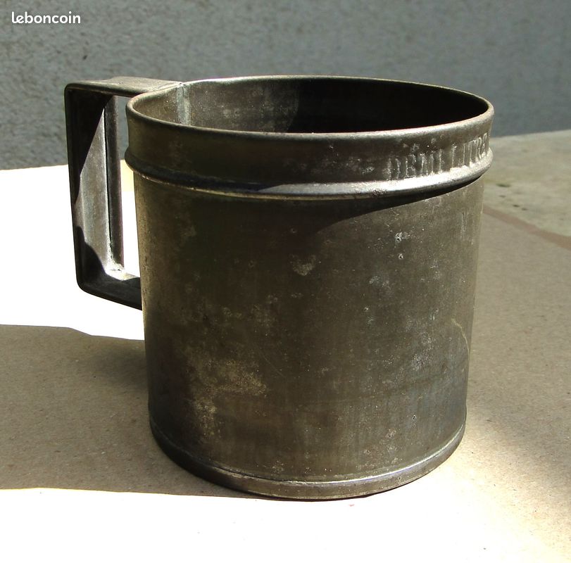 Mesure à Lait Ancienne SEB - Demi-litre - Aluminium - Vintage Gris