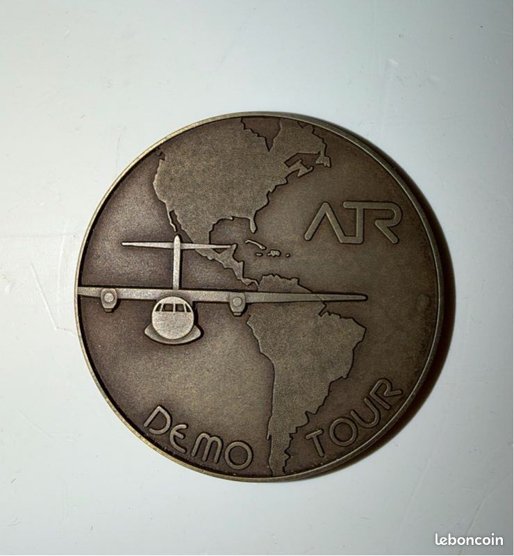 Médaille Aviation ATR 42 – Bronze De Collection – Demo Tour Avec Boîte – Rare