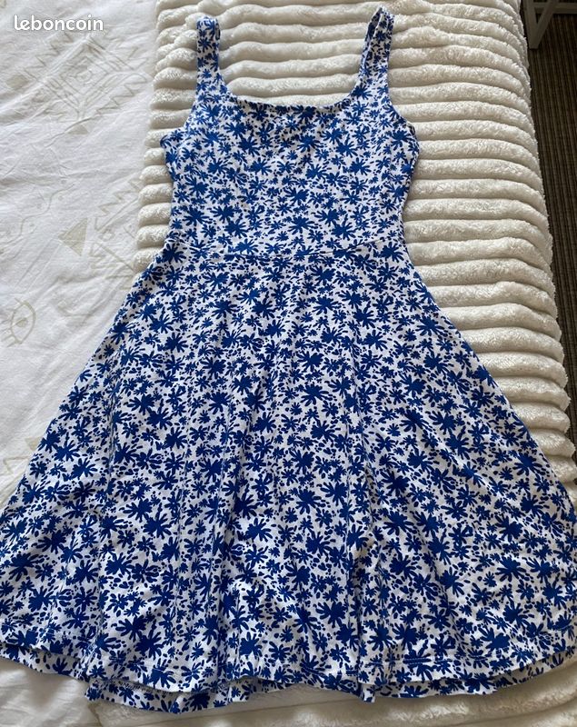 Robe Cérémonie Fille Fleurie Bleu Foncé & Jaune | 2-16 Ans | La Faute à Voltaire