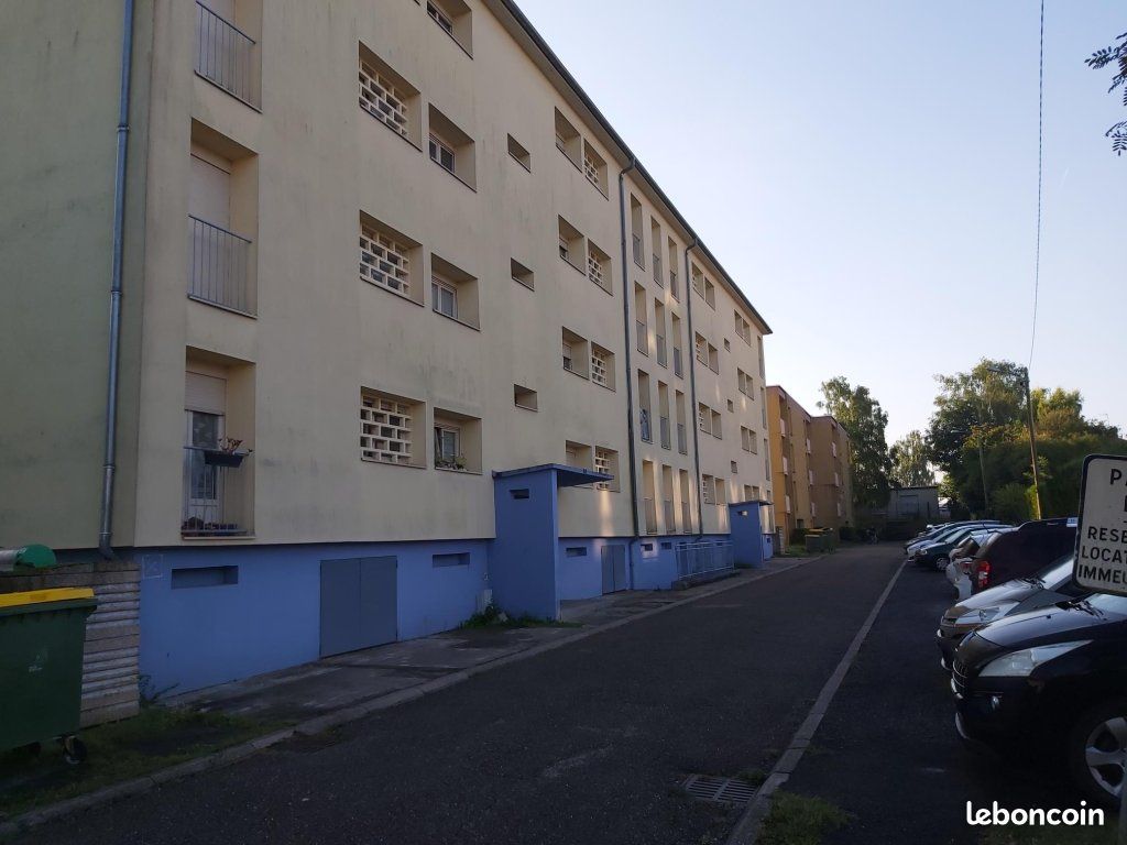 Appartement 5 pièces 87 m² · à Étain · 87 m² · 441 €