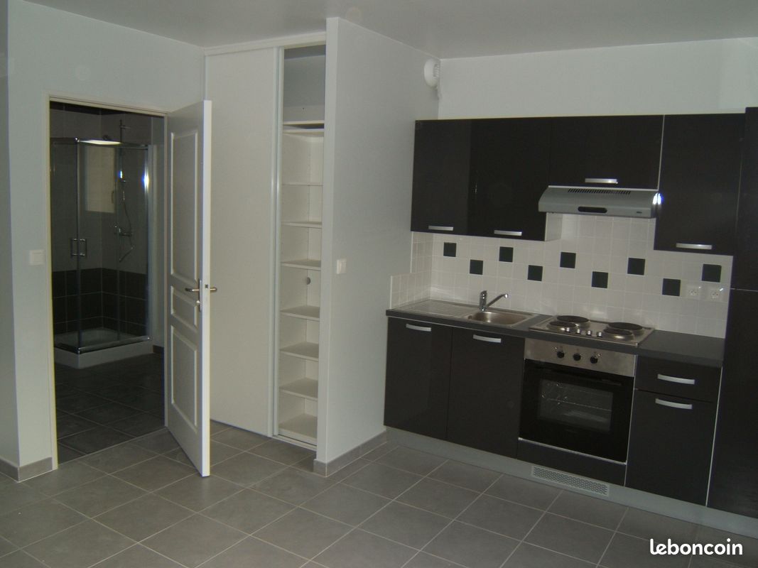 Appartement 1 pièce 27 m² · à Troyes · 27 m² · 425 €