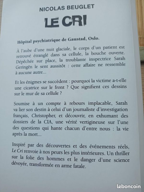 Livre " le cri " Nicolas Beuglet TBE (image 3)