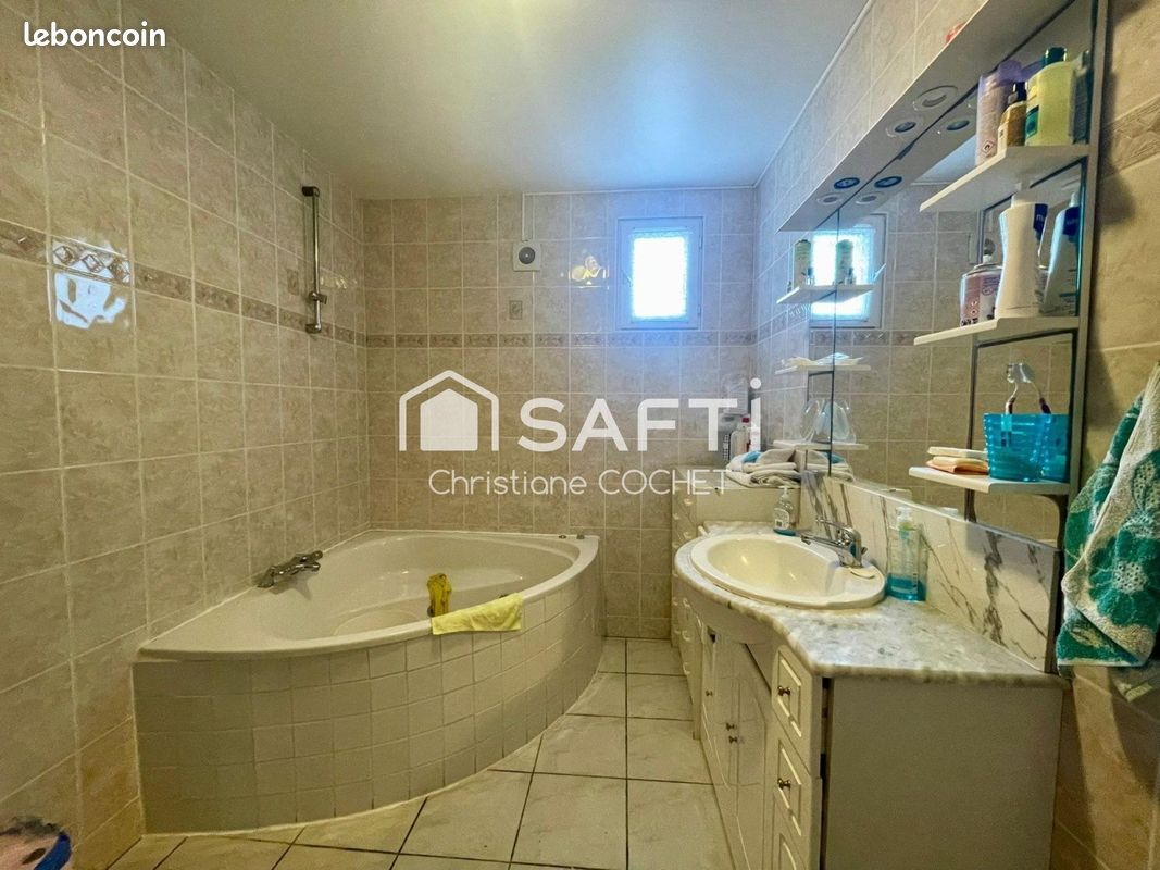 Maison 9 pièces 171 m² (image 6)
