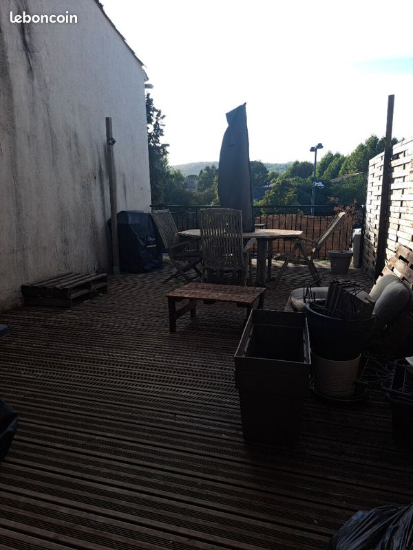 Appartement 2 pièces 42 m² · à Nans-les-Pins · 42 m² · 665 €/mois