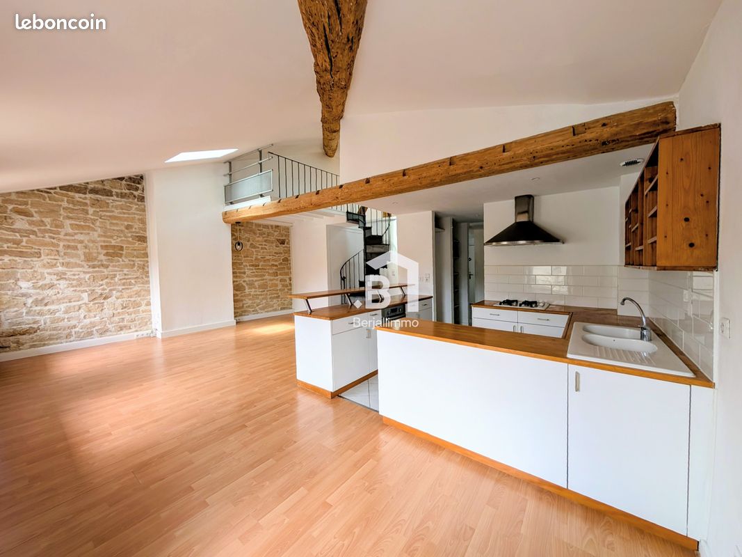 Appartement 2 pièces 77 m² · à Bourgoin-Jallieu · 77 m² · 159 000 €