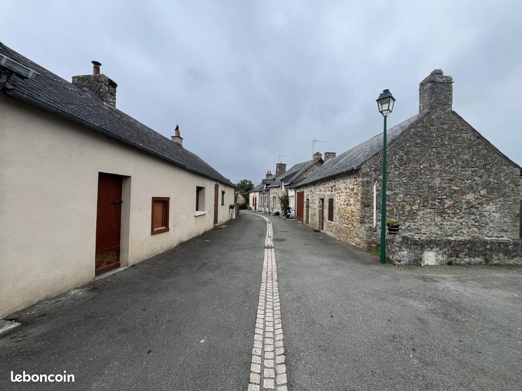 Maison 72 m² · à Mézangers · 72 m² · 57 970 €