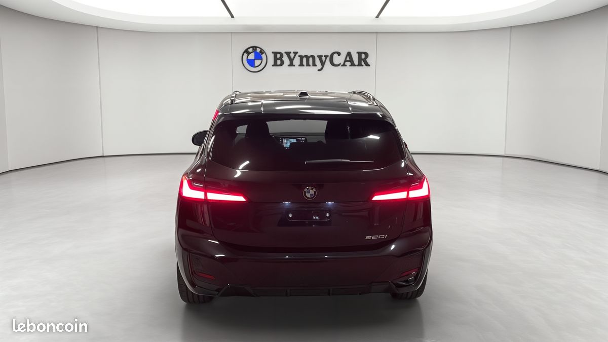 BMW Active Tourer 220i 170 ch DKG7 M Sport (image 4)
