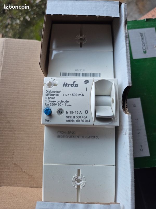 Disjoncteur EDF Itron 15/45A 230V Sélectif - Protection Sûre Pour Installation Électrique