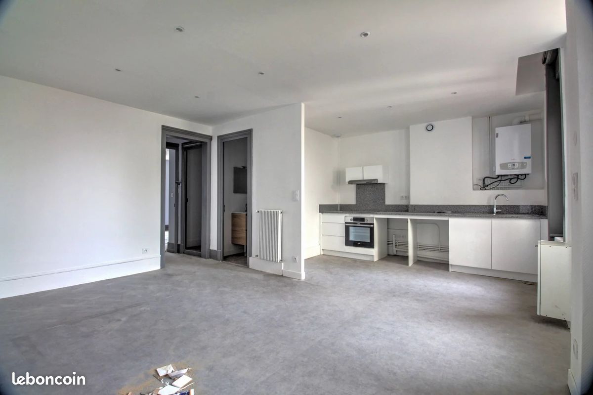 Appartement 3 pièces 68 m² · à Saint-Chamond · 68 m² · 615 €/mois