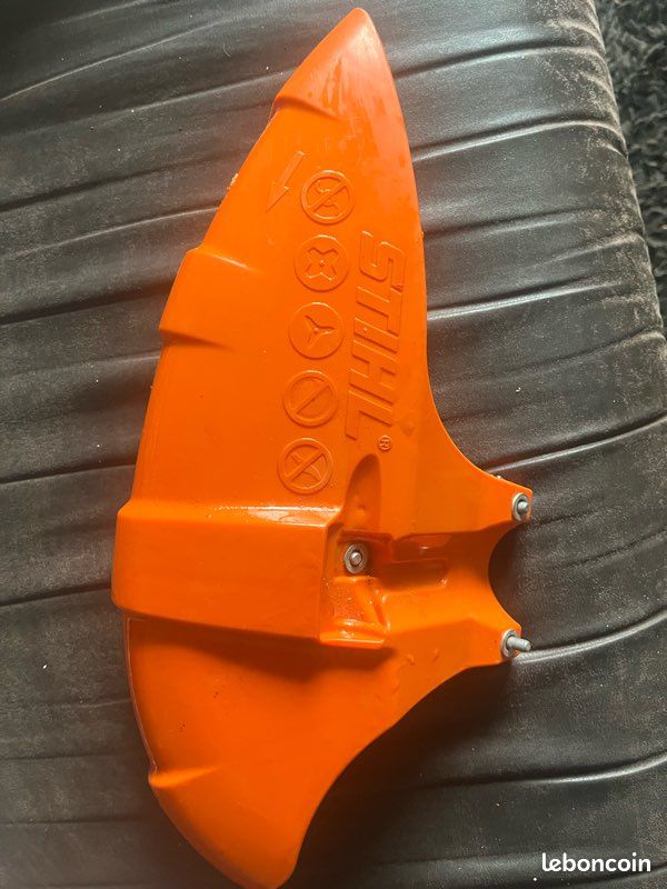 BORDSTRACT Housse Protection Débroussailleuse 26/28 Mm – Couvercle Anti-Poussière Orange En Plastique Robuste Pour Tondeuse Essence & Débroussailleuse