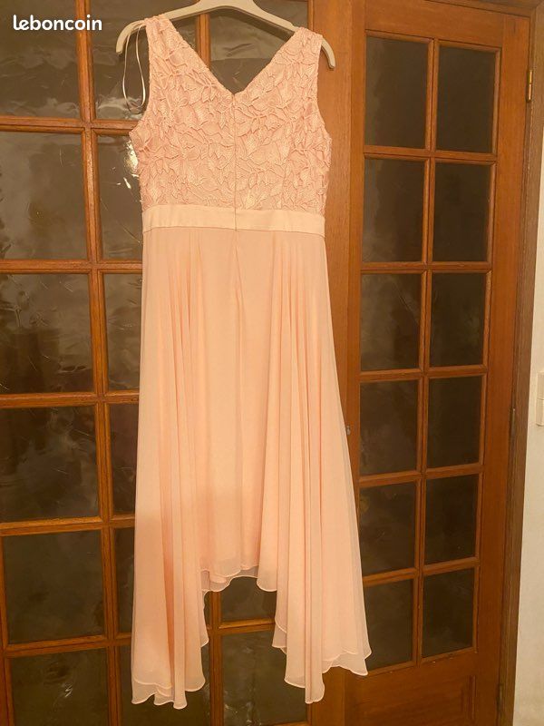 Robe de cérémonie (image 2)