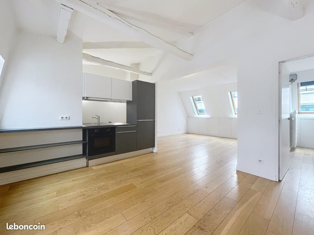 Appartement 2 pièces 56 m² · à Paris · 56 m² · 2 102 €