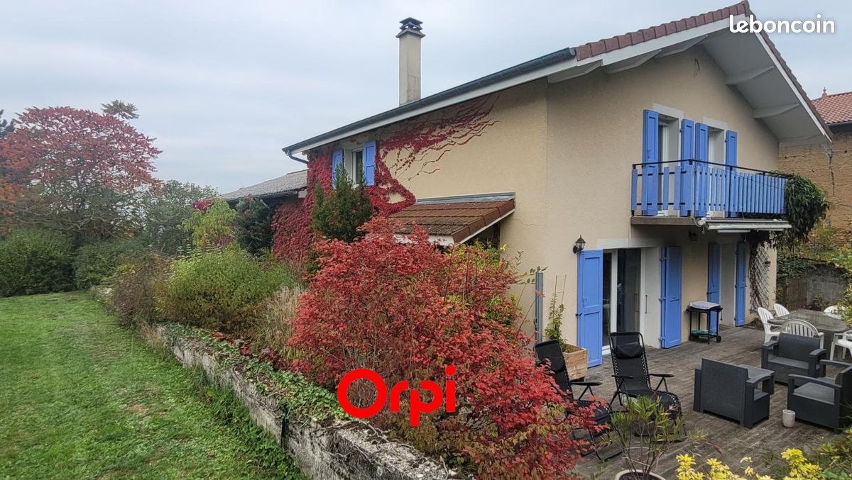Maison 6 pièces 181 m² · à Châtenay · 181 m² · 275 000 €