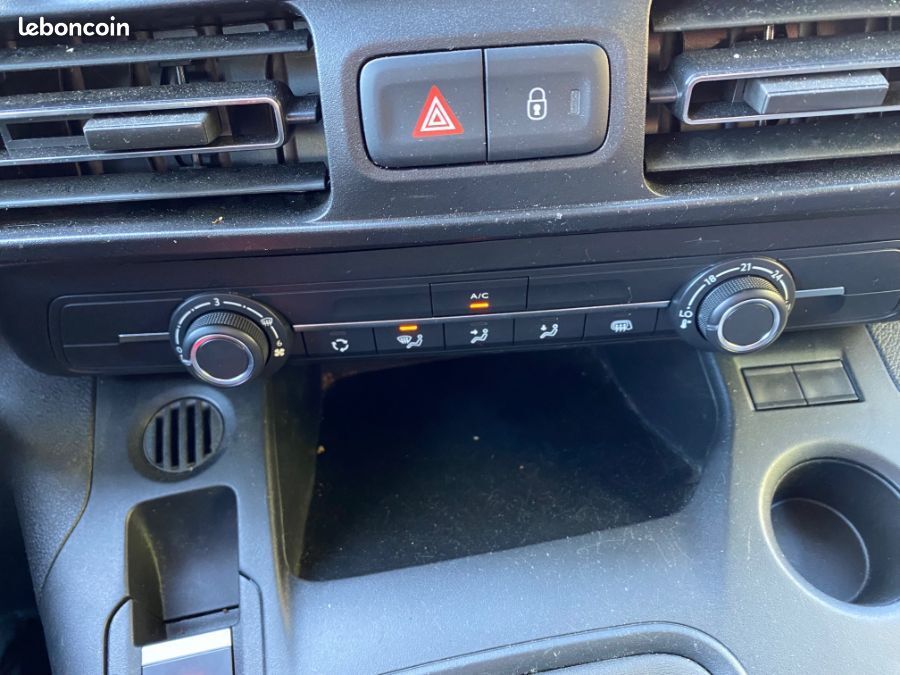 Peugeot Partner DOBLO 1.5 BlueHDi 130 BVM6 CONNECT GPS Camera 1ère Main 16970.H.T (image 14)