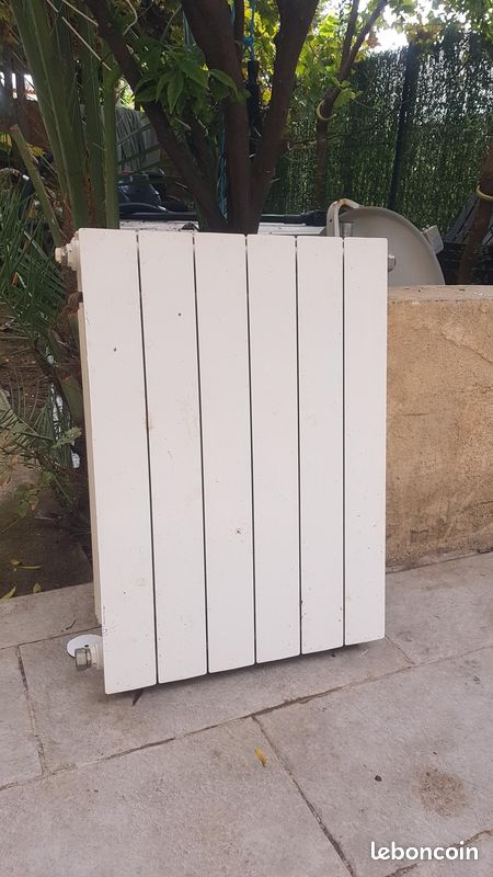 Radiateur eau chaude horizontal (image 2)