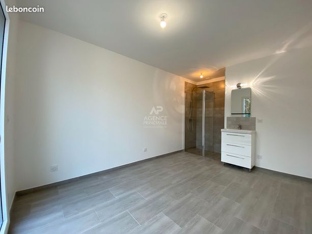 Maison a louer pontoise - 6 pièce(s) - 89 m2 - Surfyn