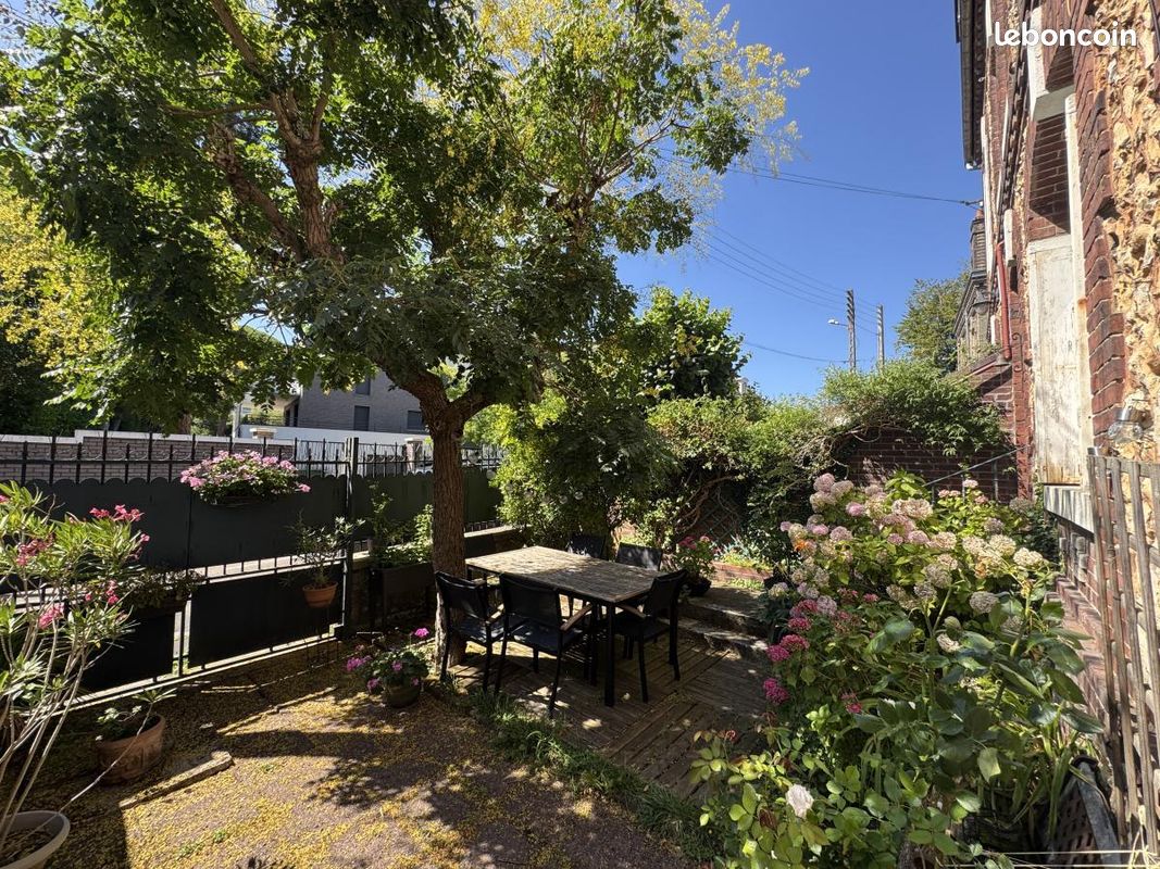 Maison 6 pièces 93 m² · à Mont-Saint-Aignan · 93 m² · 329 000 €