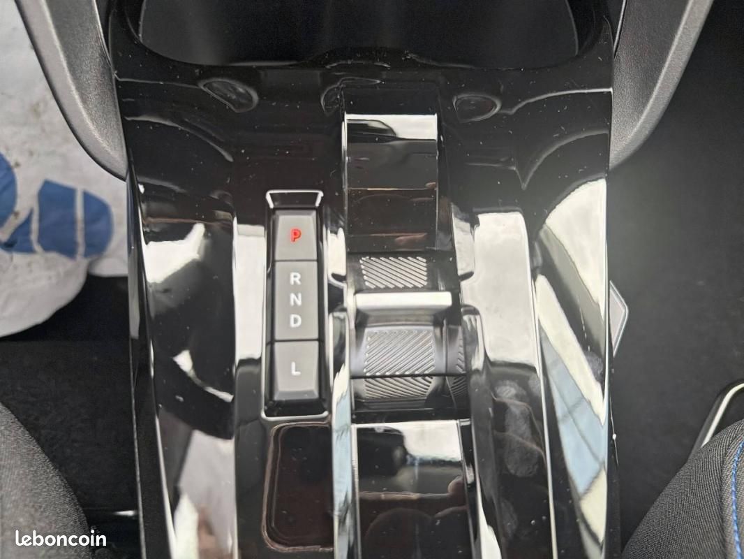 Citroën C3 Hybride 110 ch Automatique - Plus (image 9)