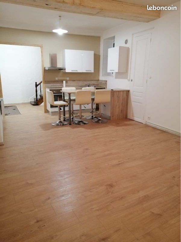 Maison 4 pièces 95 m² · à Saint-Étienne-de-Saint-Geoirs · 95 m² · 795 €