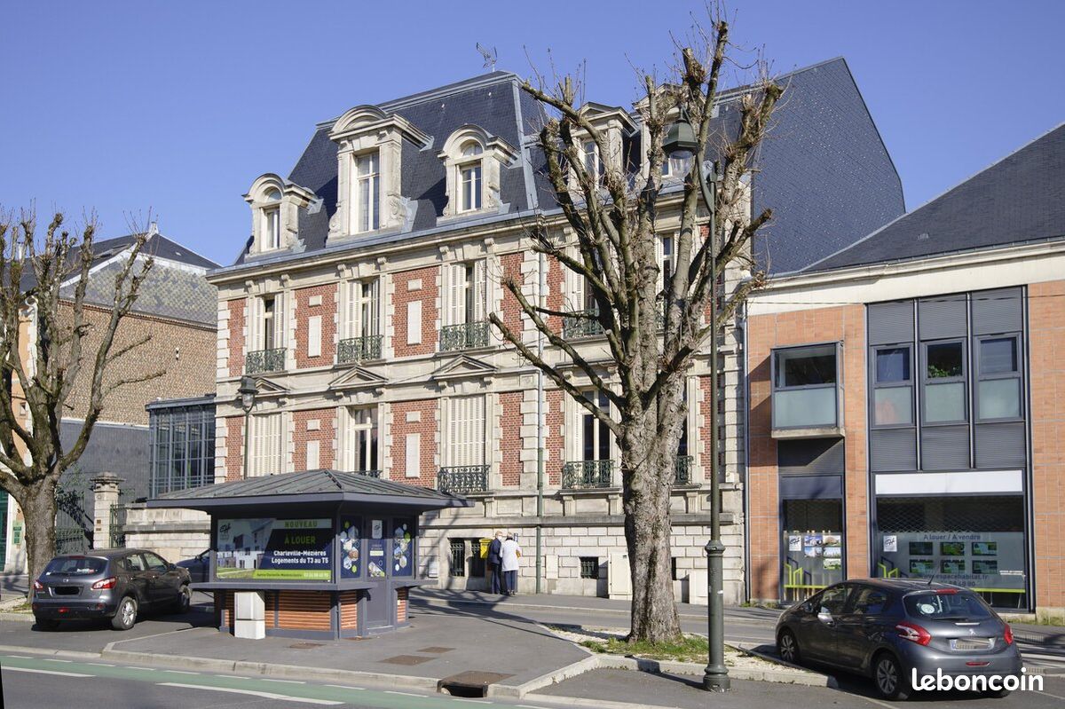 Appartement 4 pièces 101 m² · à Charleville-Mézières · 101 m² · 738 €/mois