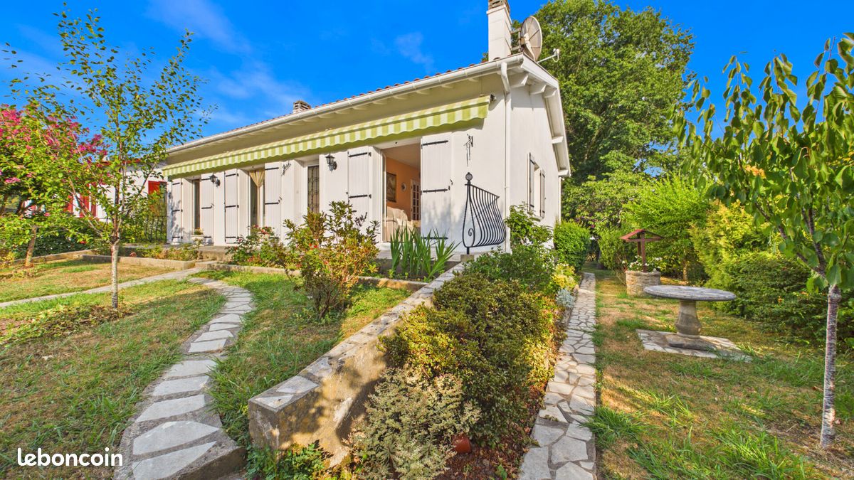 Maison 4 pièces 95 m² · à Cambo-les-Bains · 95 m² · 410 000 €