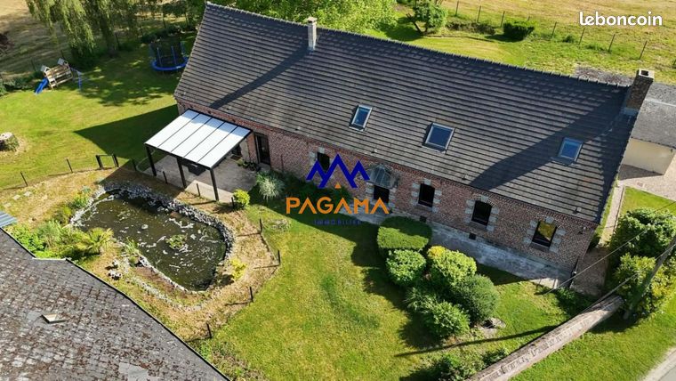 Maison 9 pièces 225 m²