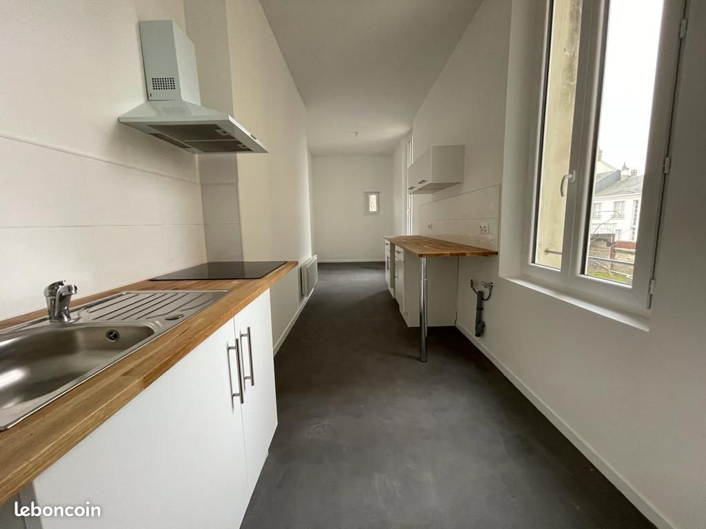 Appartement 3 pièces 74 m² - Châtellerault 86100 (image principale 0)