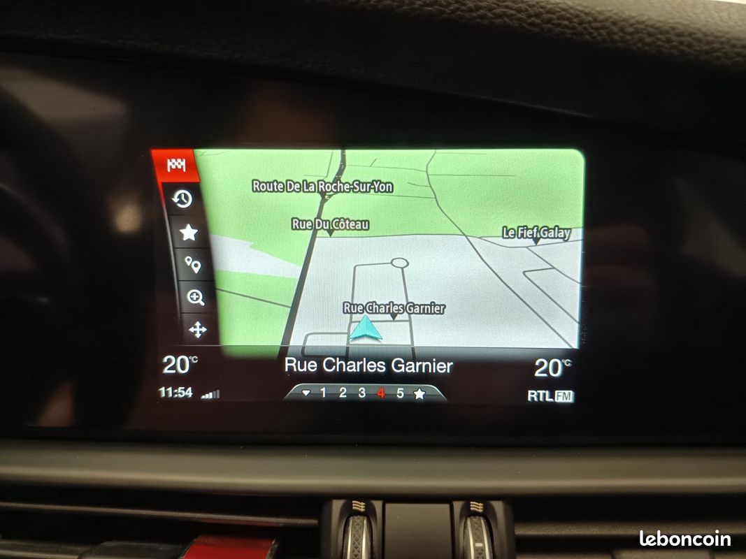 ALFA ROMEO GIULIA MY19 2.2 190 CH AT8 EXECUTIVE - ATTELAGE / CAMERA / Garantie (image 21)