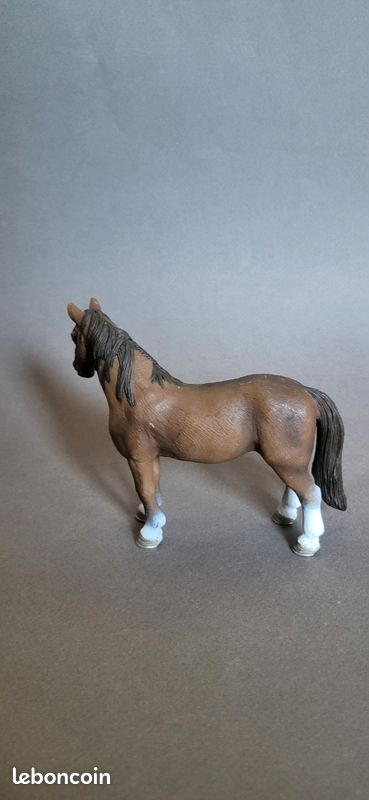 Schleich figurine cheval jument Tennessee walker (image 2)