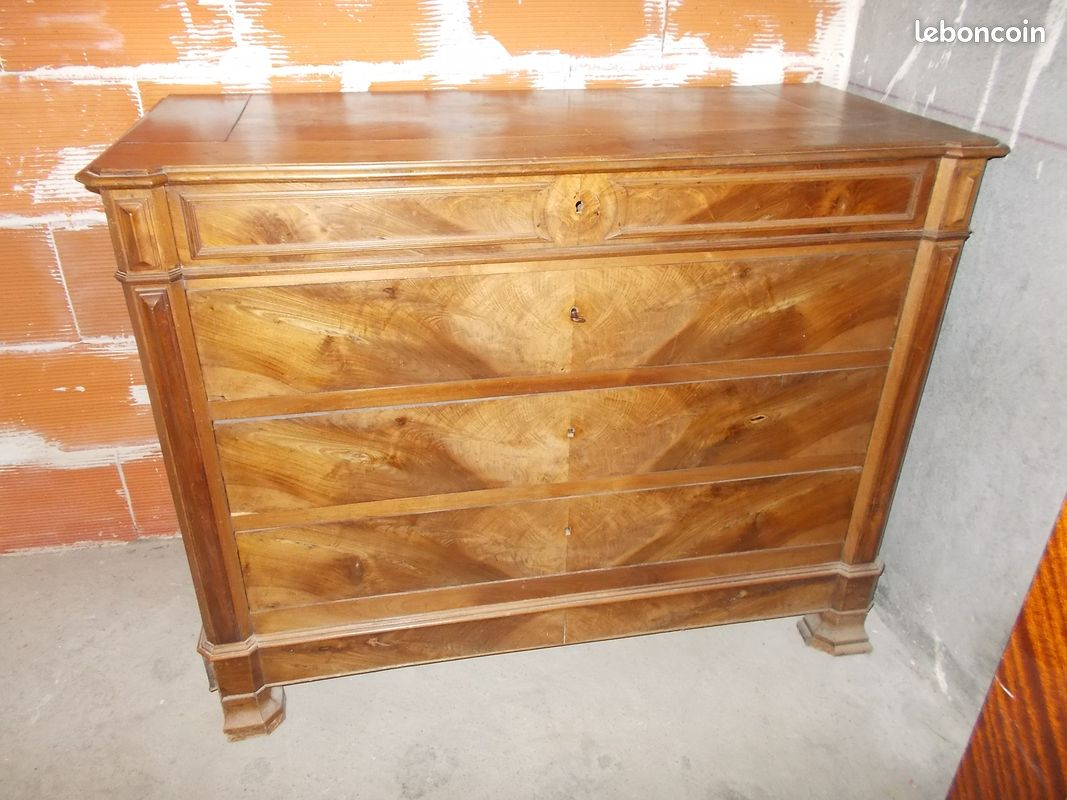 Commode ancienne (image 1)