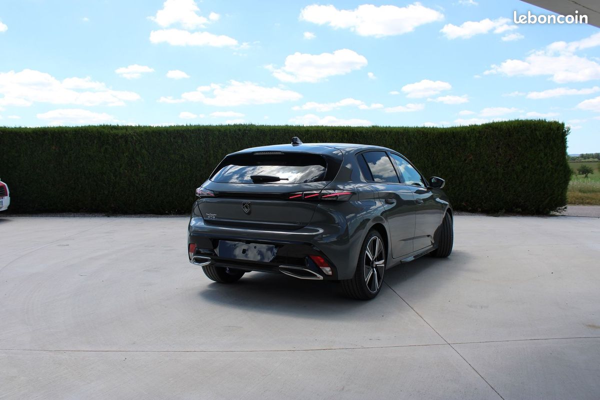 Peugeot 308 PHASE 4 BLUE HDI 130 CV GT GPS 3D CAMÉRA RE USB JA 18 I-COKPIT FULL LED BOITE AUTO EAT-8 (image 2)
