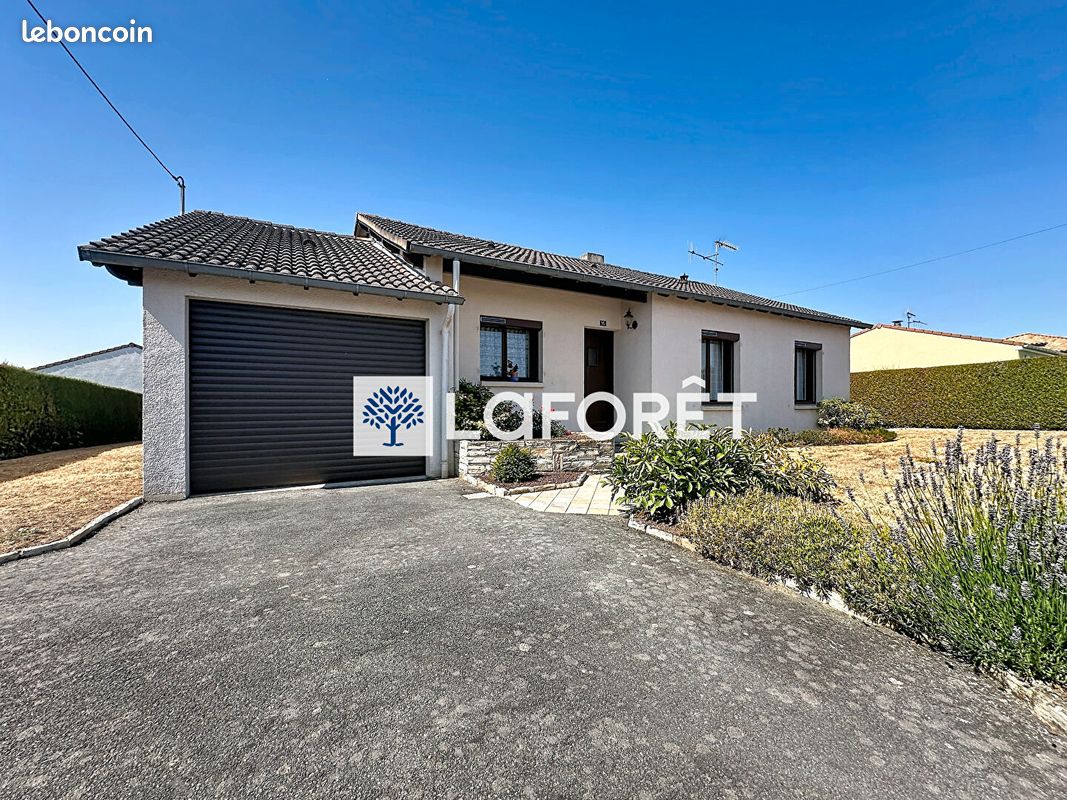Maison 4 pièces 82 m² · à Saint-Pierre-des-Échaubrognes · 82 m² · 180 500 €
