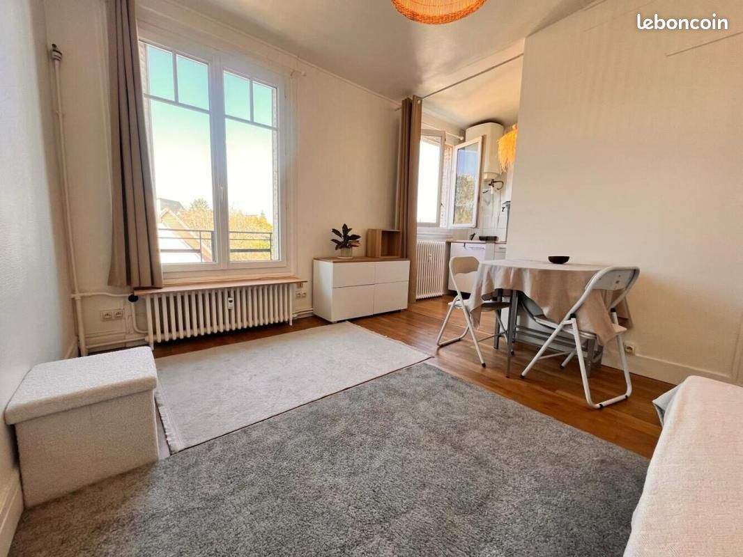 Appartement 1 pièce 20 m² · à Chaville · 20 m² · 790 €/mois