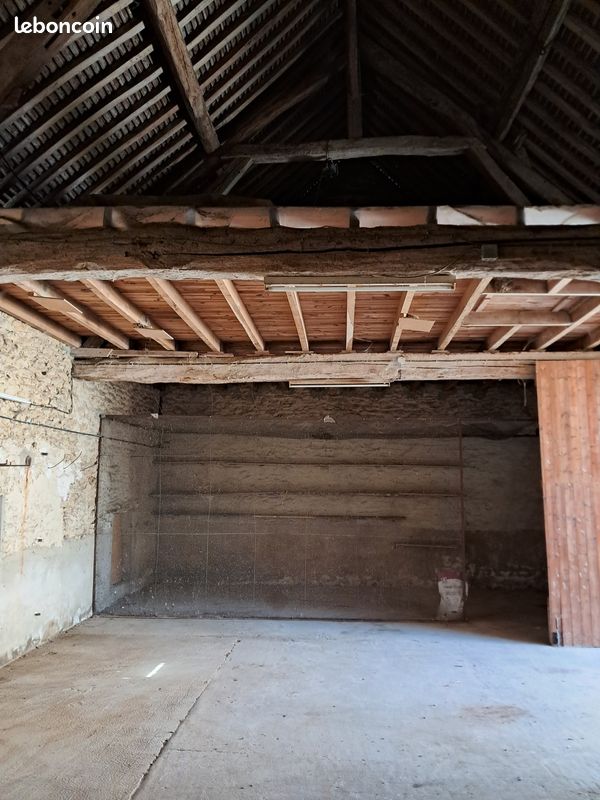 Maison 4 pièces 130 m² · à Flogny-la-Chapelle · 130 m² · 110 000 €
