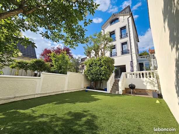 Propriété 7 pièces 150 m²
