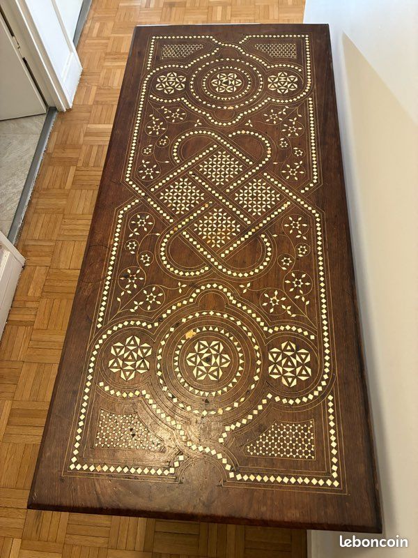 Élégante table arabe marquetée début XXe siècle (image 2)