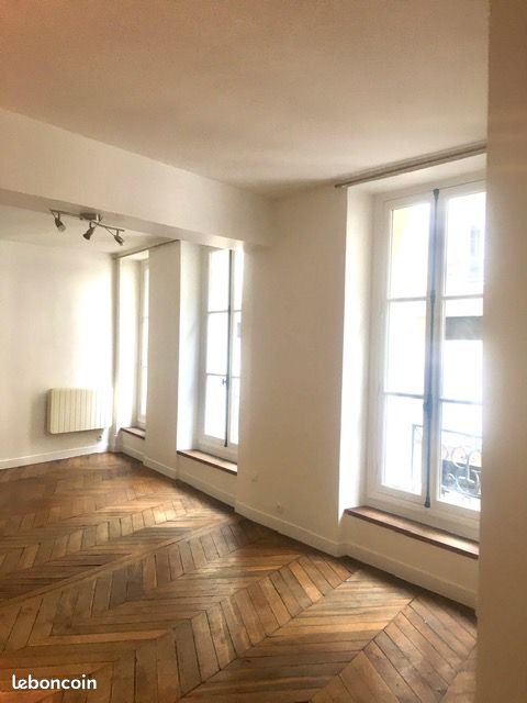 Appartement 2 pièces 56 m² · à Paris · 56 m² · 2 460 €/mois
