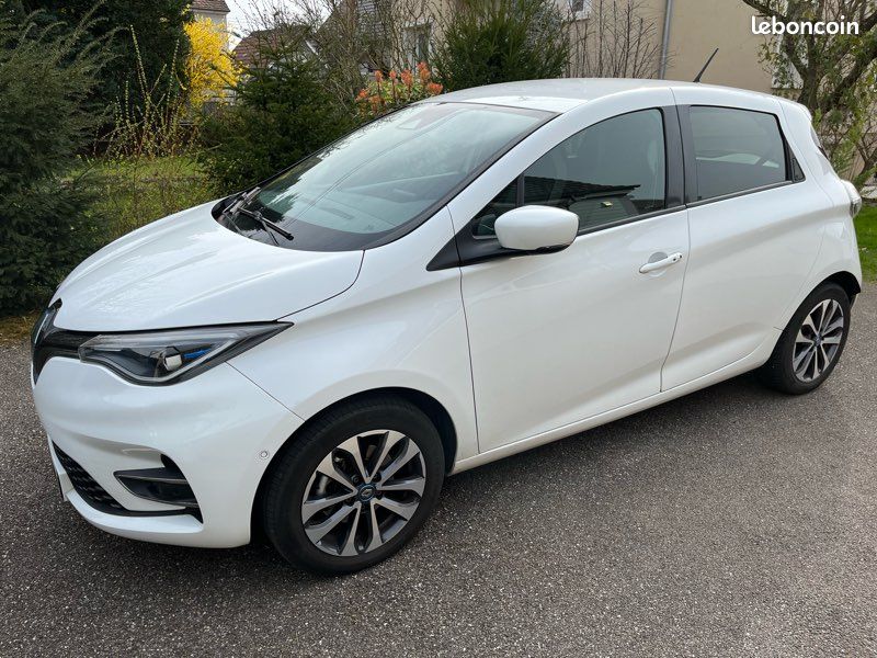 Lightnin R135 Renault Zoé Intens R135 - Voitures