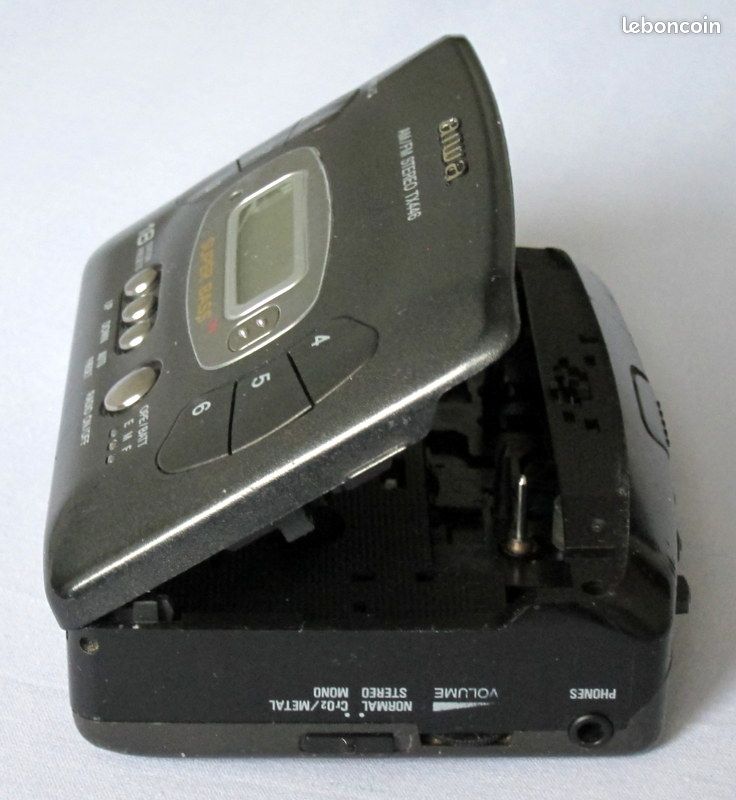 AIWA TX356 WALKMAN Baladeur Radio Cassette FM/AM Tuner Digital Testé Fonctionnel EUR 38,54 - FR