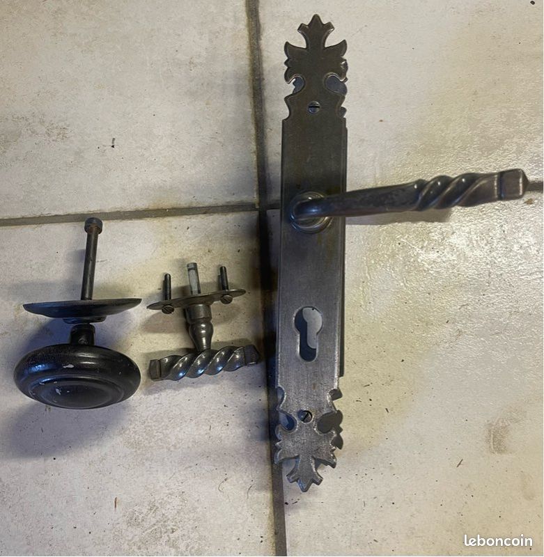 Poignée de porte extérieur (image 1)