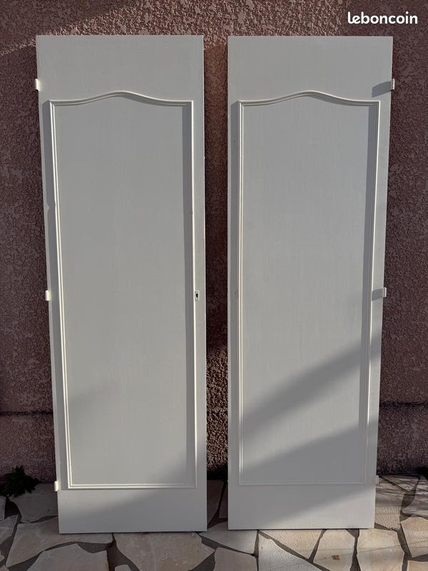 Portes de Placard en bois (image 1)