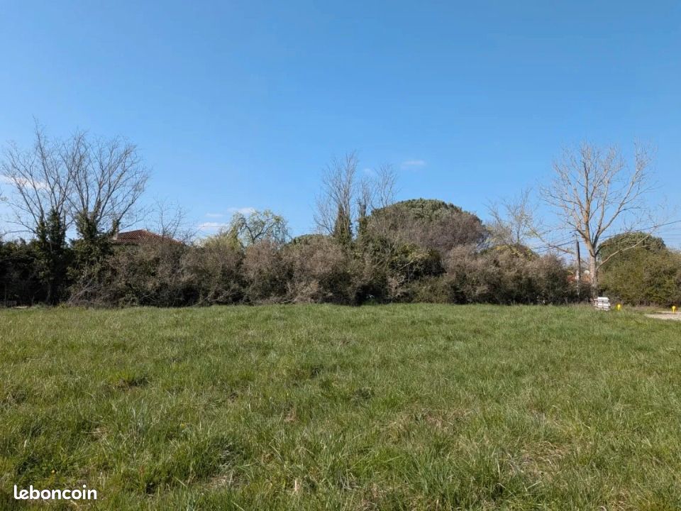 Terrain 1453 m² · à Muret · 179 000 €
