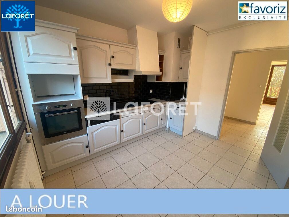 Appartement 3 pièces 77 m² · à Belfort · 77 m² · 820 €
