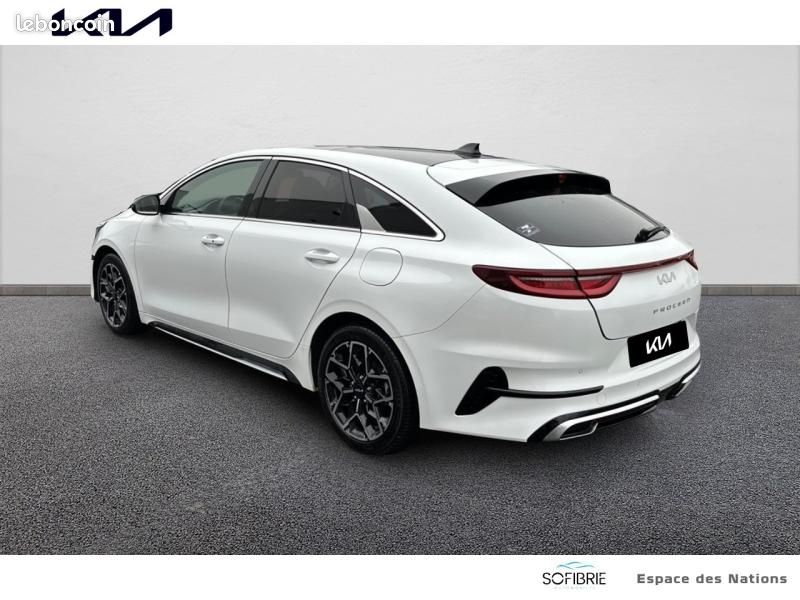 Kia ProCeed 1.5 T-GDi 140ch GT-line Premium DCT7 (image 3)