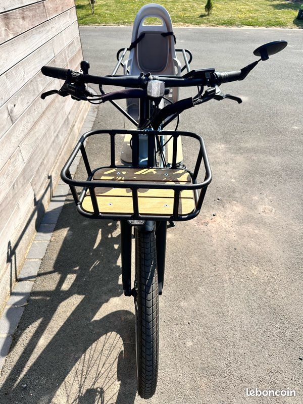 Vélo cargo électrique longtail BTWIN Décathlon chargement arrière R500 (image 2)