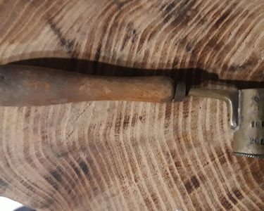 Ancien Doseur à Plomb De Chasse 2,20 Grammes – Aluminium Et Bois – Pièce Vintage