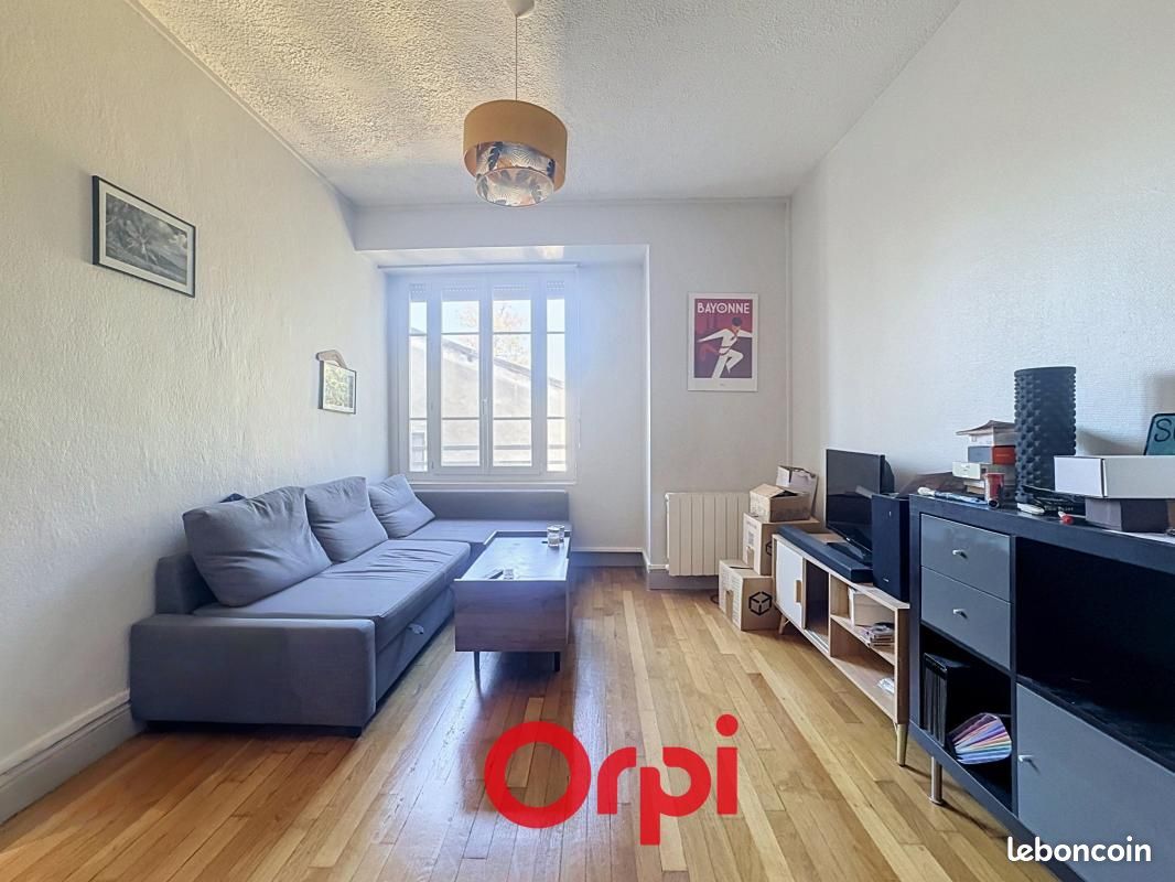 Appartement 2 pièces 42 m² · à Oullins-Pierre-Bénite · 42 m² · 179 000 €